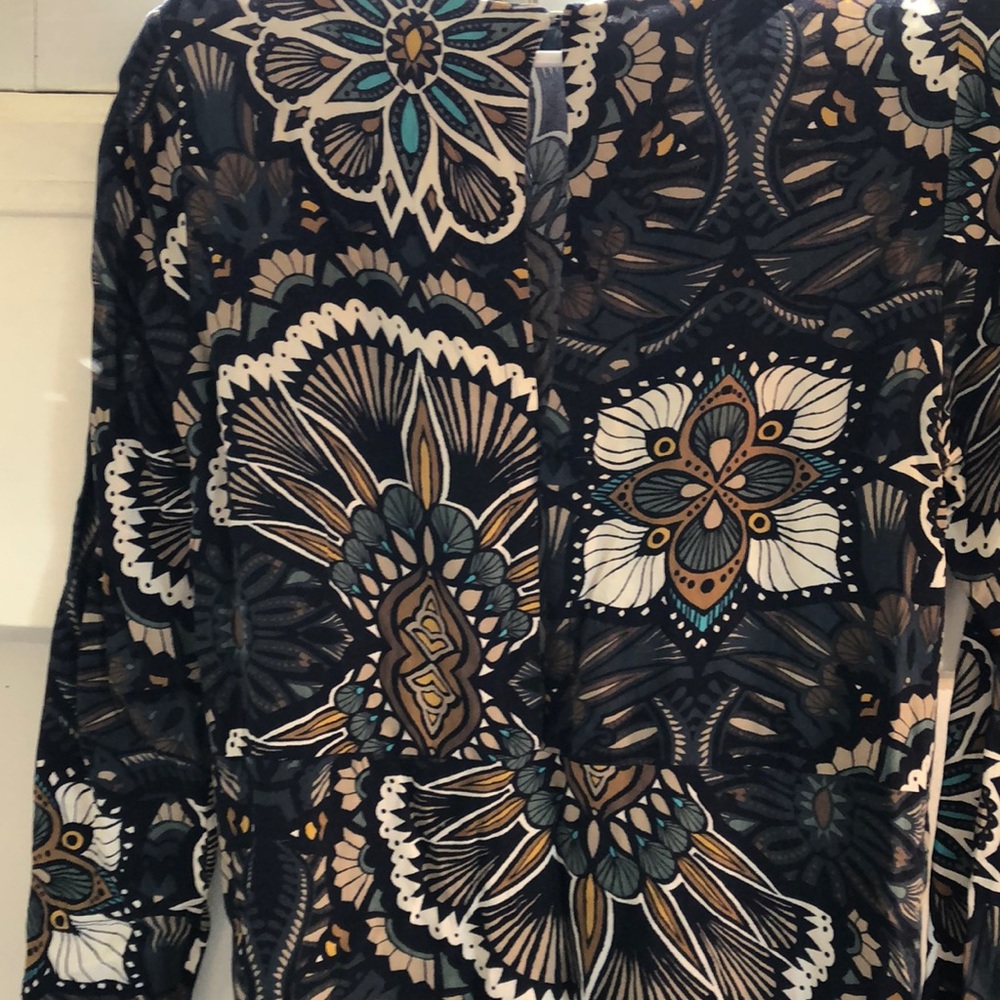 Tunic - Picture 3 of 4